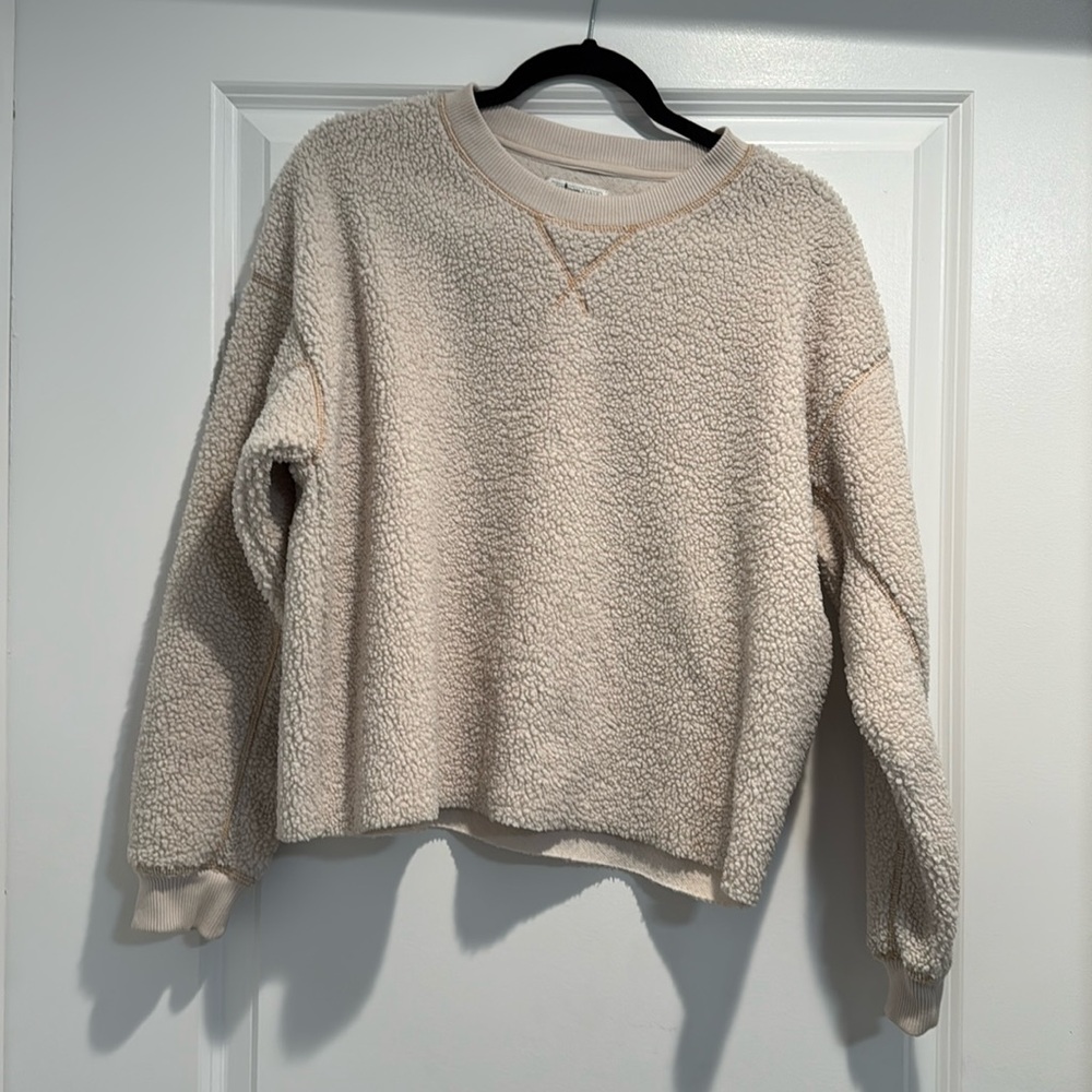 American Eagle Sherpa Crew Neck Sweatshirt